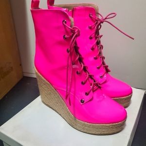 Nwt Ego & Greed neon pink platform boots size 8W